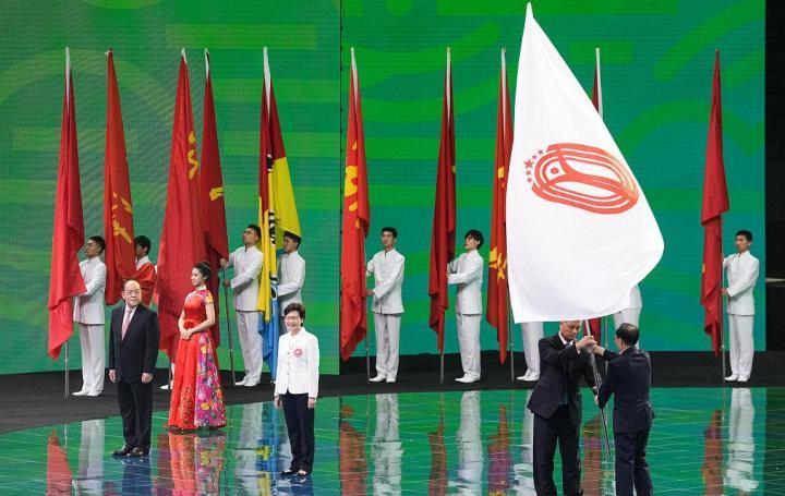 2025新澳门精准正版免费每天图片更新详细解答、构建解答解释落实